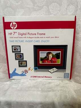 HP 7" Digital Picture Frame Model df780a2 with 512MB Internal Memory